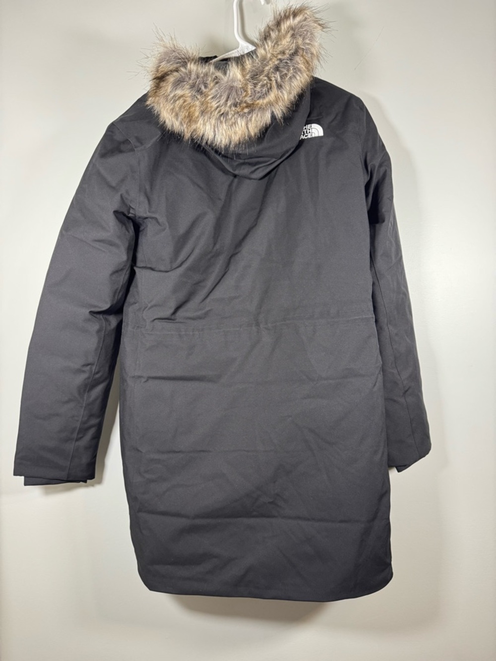 The North Face Women’s Arctic Parka Medium NWT - Picture 6 of 9
